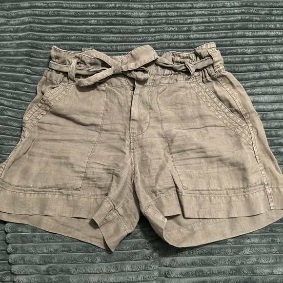 Joie Shorts- size 6 - Picture 4 of 5